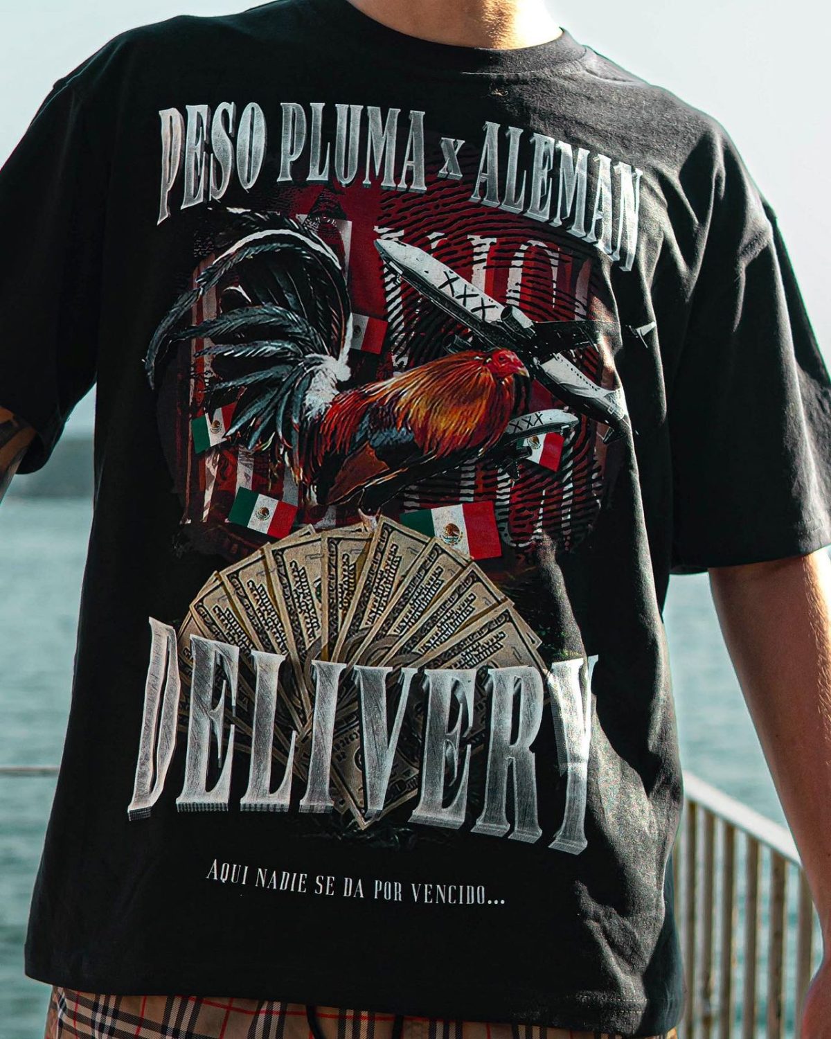 Playera Aleman X Peso Pluma "Gallo"